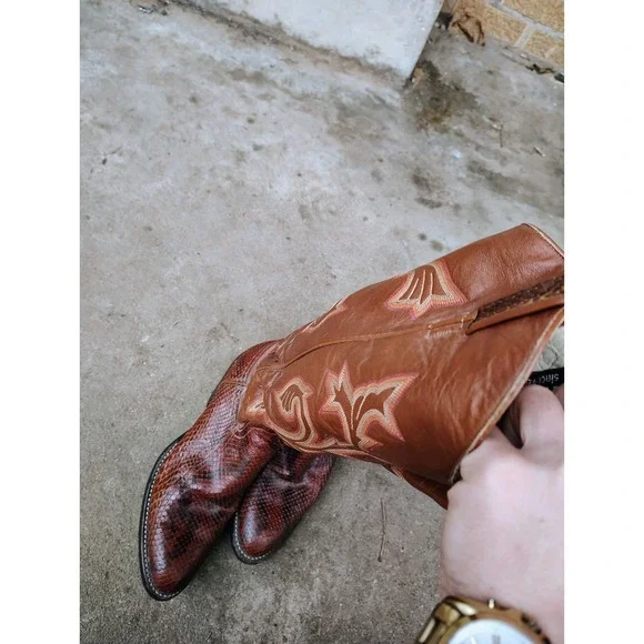 Vintage Hyer Cowboy Exotic Snake Skin Boots Women's Size 7 Red Western